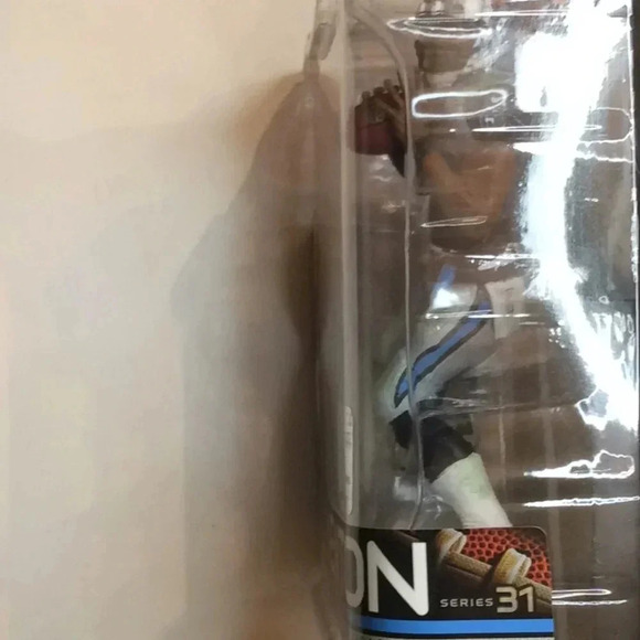 Cam Newton #1 Carolina Panthers NFLPA Licensed Action Figure – Collector’s Item - Picture 10 of 10